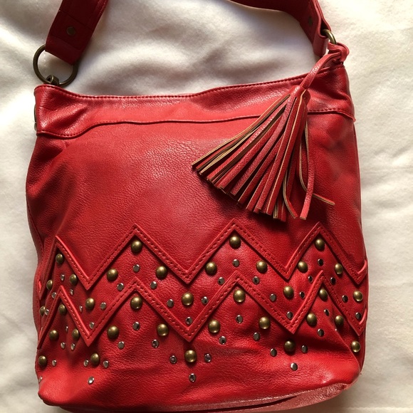 Faux leather bucket bag by Carlos Santana - Picture 2 of 5